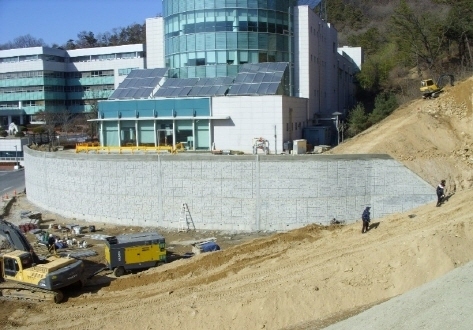 원자력연구소내 자립식옹벽공사(H=8.0m)